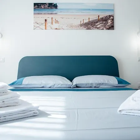 Torre Del Salento Konukevi 4*