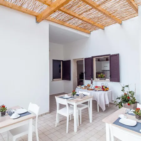 Konukevi Torre Del Salento