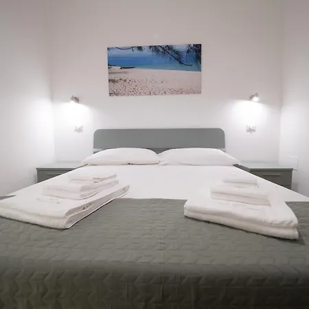 Torre Del Salento Konukevi